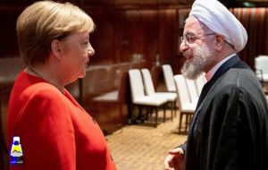 مرکل به روحانی: ایران باید علائم مثبت بفرستد
