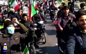 موتورسواران اصفهانی از خود روحانی آموختند!