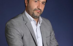 گزارشی از نشست پرسش و پاسخ جمعی از بزرگان ایل عالیشاهی با ریحان محمدپور ده بزرگ گزارشی از نشست پرسش و پاسخ جمعی از بزرگان ایل عالیشاهی با ریحان محمدپور ده بزرگ