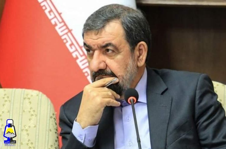 مردی که هرگز صحنه را ترک نمی‌کند