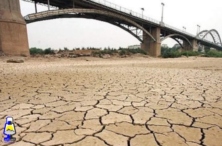 زیباکلام: چرا درباره خوزستان سکوت کردم