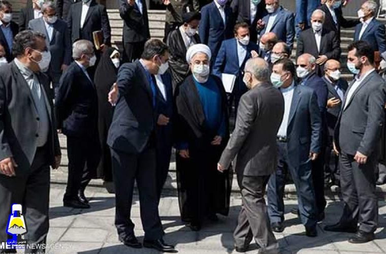 توهین مشترک روحانی و منتقدانش به مردم توهین مشترک روحانی و منتقدانش به مردم