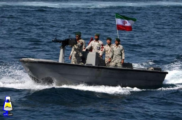 دشمن در خلیج فارس خوراک کوسه‌ها خواهد شد