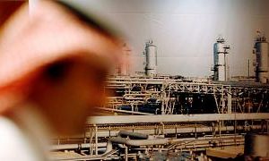 ثابت نگه داشتن قیمت نفت در صورت حمله روسیه به اوکراین؛ مقام‌های آمریکایی به عربستان رفتند
