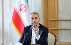 وزیر امور خارجه: آنچه روی کاغذ رخ می‌دهد خوب است، اما کافی نیست