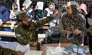 محدودیت‌های جدید طالبان؛ اتباع افغانستان برای سفر خارجی چه مدارکی باید نشان بدهند؟