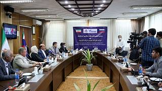 نگاه به غرب دوحه و نگاه به شرق تهران؛ ایران و روسیه تفاهمنامه گازی ۴۰ میلیارد دلاری امضا کردند نگاه به غرب دوحه و نگاه به شرق تهران؛ ایران و روسیه تفاهمنامه گازی ۴۰ میلیارد دلاری امضا کردند