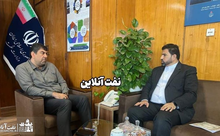 با پیگیری عضو کمیسیون انرژی بن کارت پرسنل پیمانکاری نفت بزودی پرداخت خواهد شد
