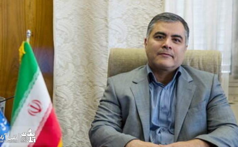 آقای پاک نژاد برنامه های خود را برای پرسنل نفت اعلام کنید