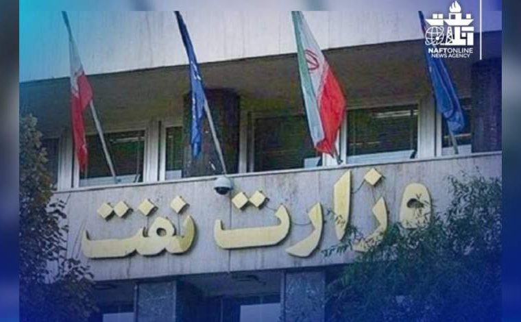 کارکنان در انتظار شفاف‌سازی و پرداخت مطالبات