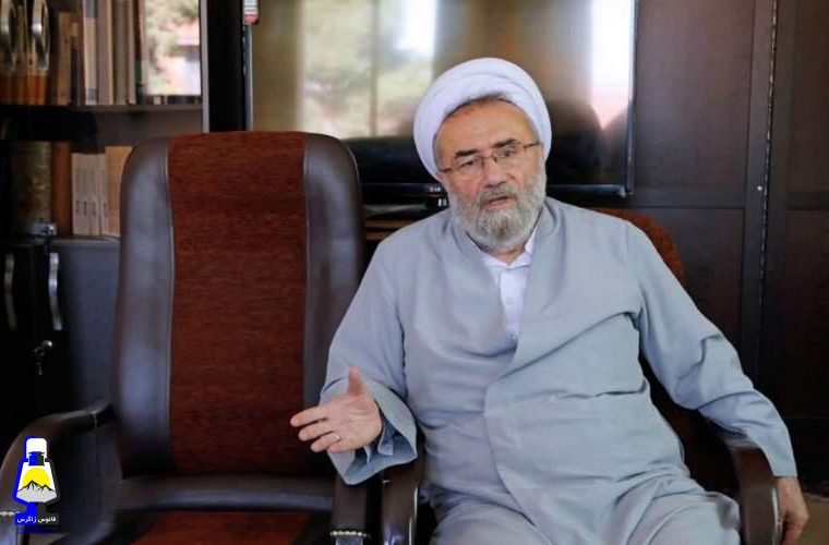 تمام مشکلات به روحانیت نسبت داده می‌شود