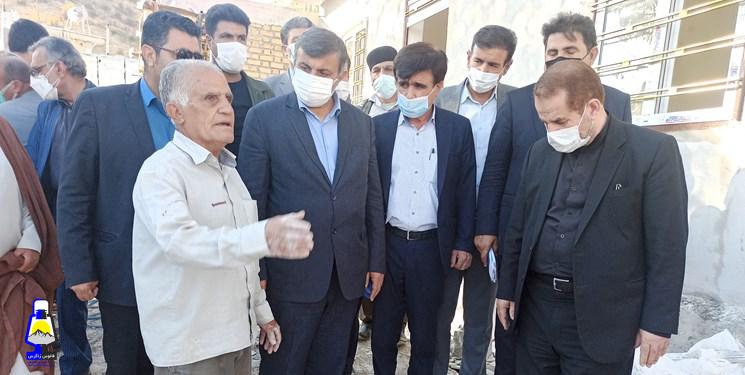 اولین سفر شهرستانی استاندار کهگیلویه و بویراحمد به سی سخت/احمدزاده : آقایان مسئول نترسید با مسئولیت من کارهای مردم را انجام دهید
