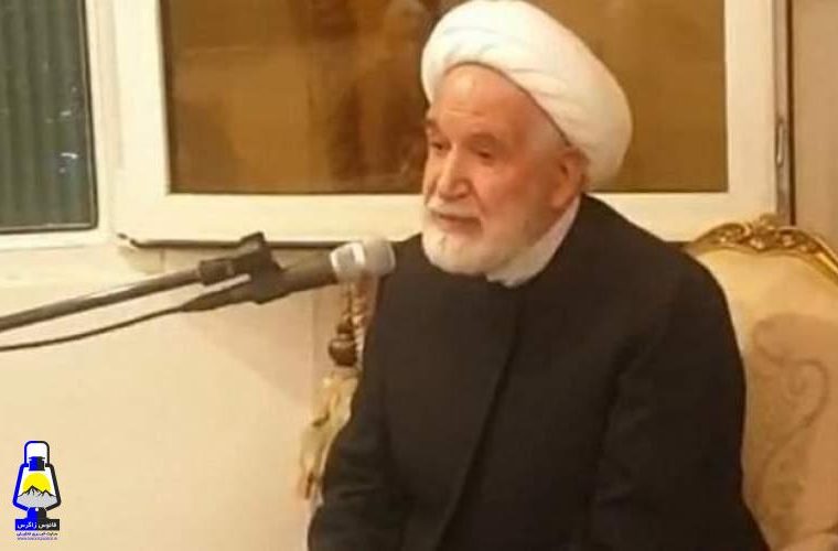 شیخ هنوز در فضای پیش از ۹۶و۹۸ است