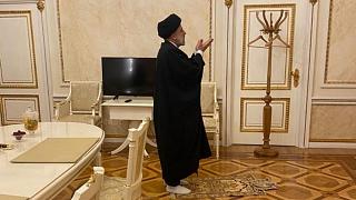 وزیر خارجه ایران: پوتین برای نماز رئیسی۱۰ دقیقه در انتظار ماند وزیر خارجه ایران: پوتین برای نماز رئیسی۱۰ دقیقه در انتظار ماند