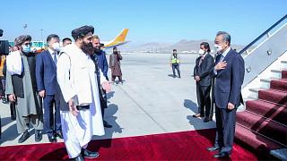 حمایت پکن از ثبات افغانستان تحت حکومت طالبان؛ ایران از میزبانی ۵ میلیون شهروند افغان خبر داد