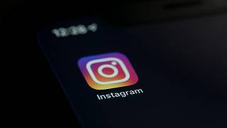 اعتراض کاربران و کارداشیان؛ اینستاگرام تغییرات «تیکتاکی» را متوقف میکند اعتراض کاربران و کارداشیان؛ اینستاگرام تغییرات «تیکتاکی» را متوقف میکند