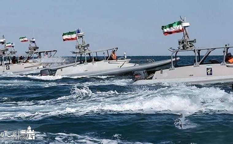 ارتش یک نفتکش را در دریای عمان توقیف کرد+جزئیات ارتش یک نفتکش را در دریای عمان توقیف کرد+جزئیات